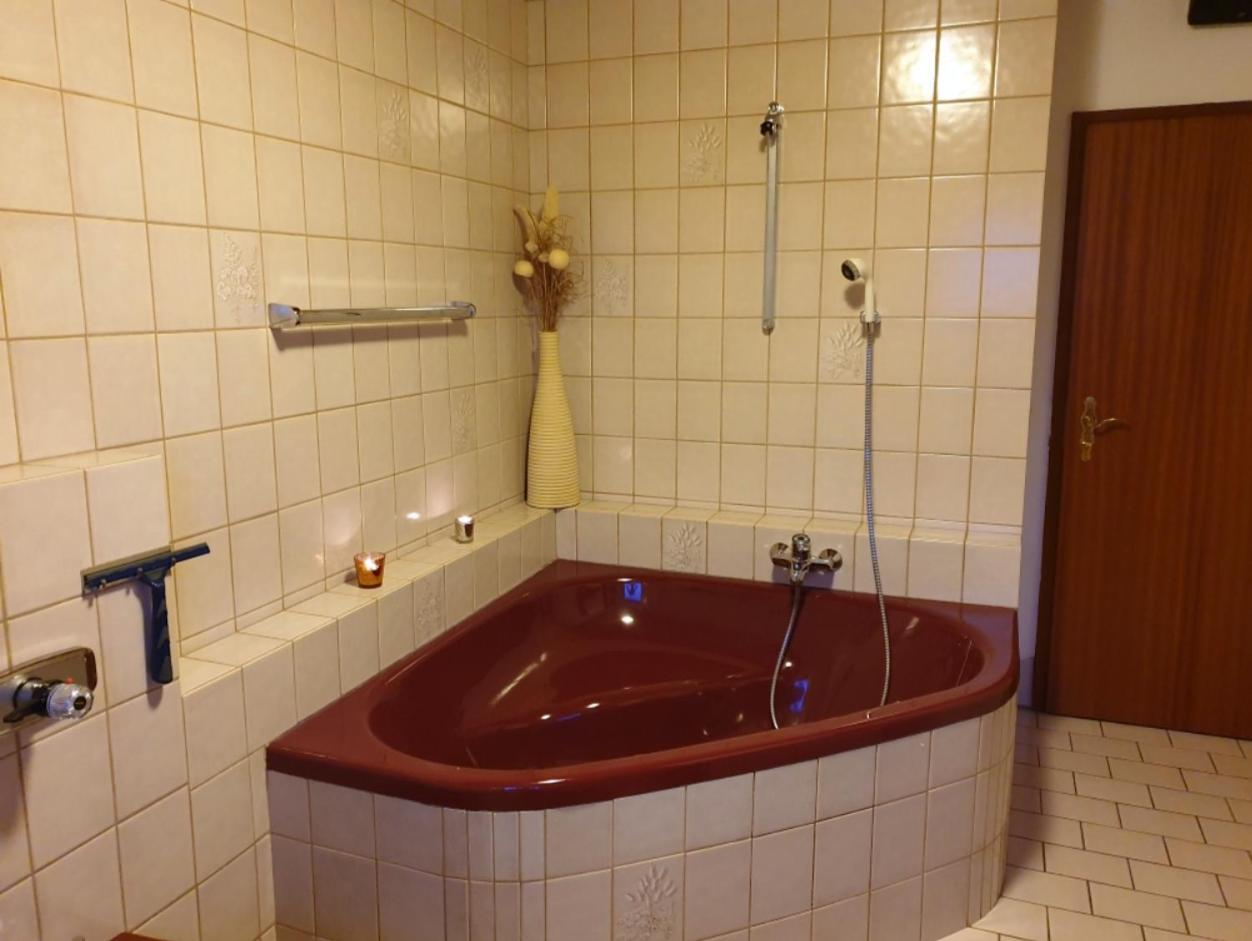 Rose Apartment *